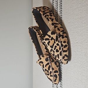 Me Too Leopard Print Calf Hair Slip on Flats, Size 7